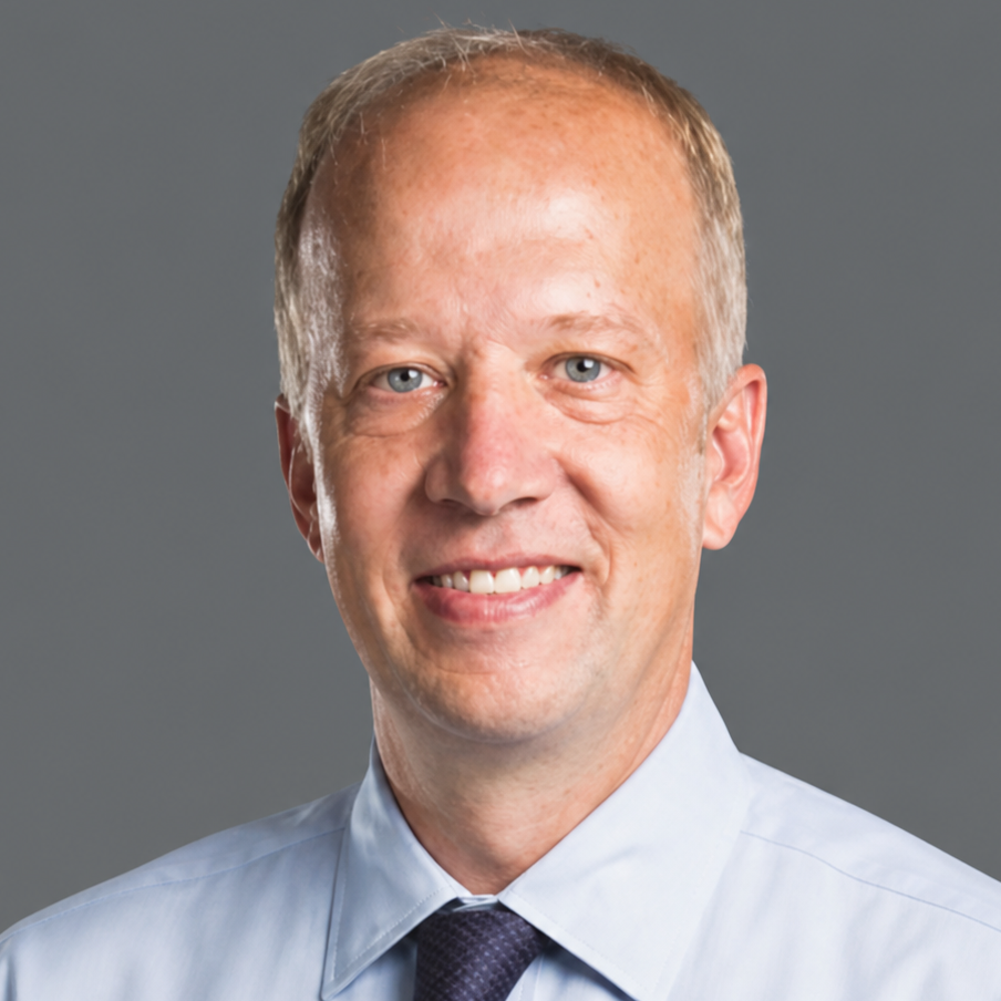 Paul Hawkinson Headshot