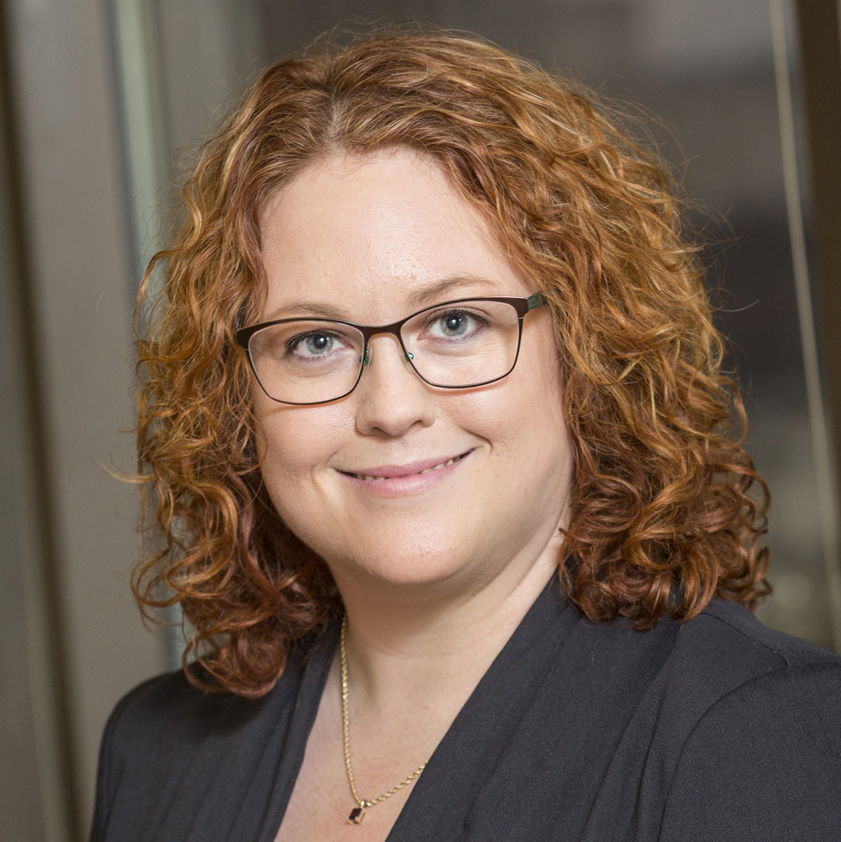 Jennie Largent Headshot